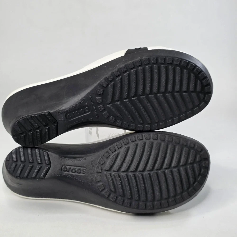Crocs Sassari Wedge Sandals Women's Size 7 Black White Slides Slip On Shoes